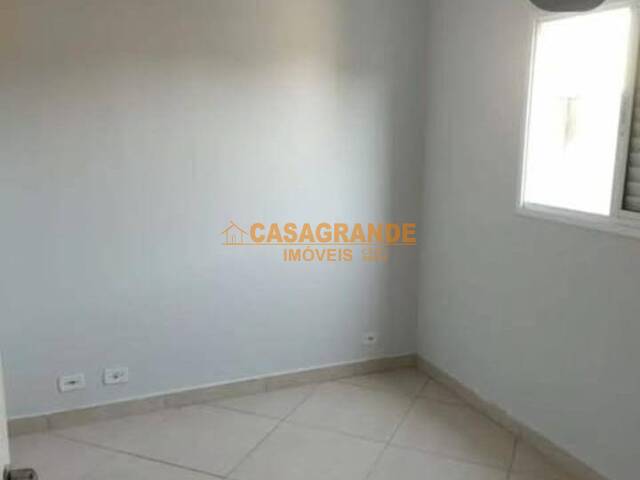 Apartamento para Venda em São José dos Campos - 4