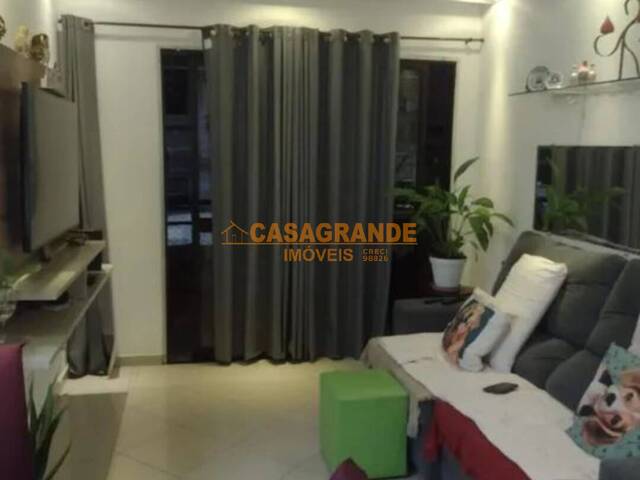 Apartamento para Venda em São José dos Campos - 2