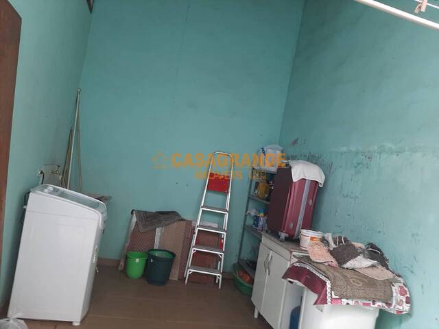 Casa para Venda em São José dos Campos - 5