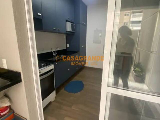 Apartamento para Venda em São José dos Campos - 4