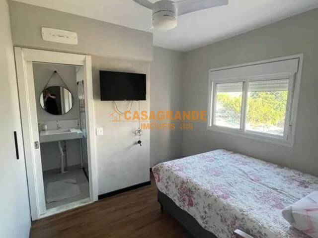 Apartamento para Venda em São José dos Campos - 4