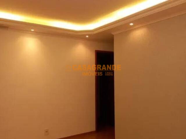 Apartamento para Venda em São José dos Campos - 3