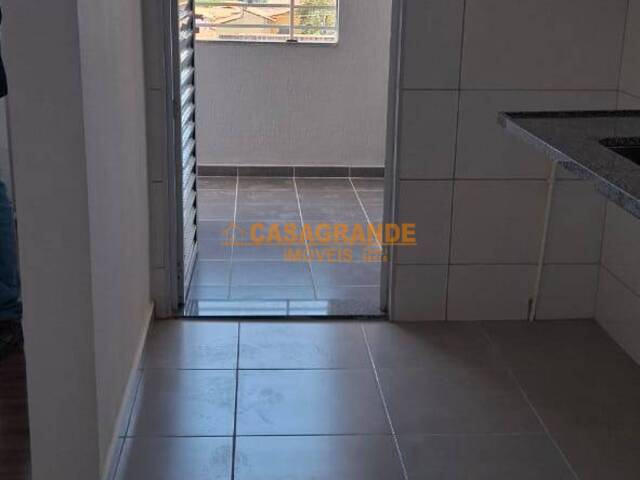Apartamento para Venda em São José dos Campos - 4