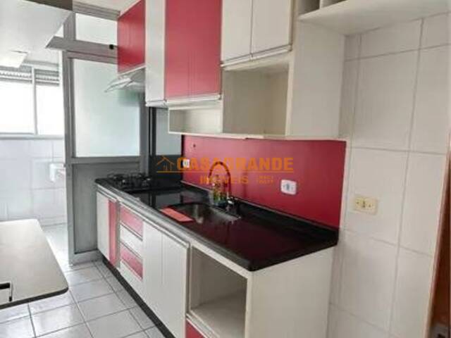 Apartamento para Venda em São José dos Campos - 4