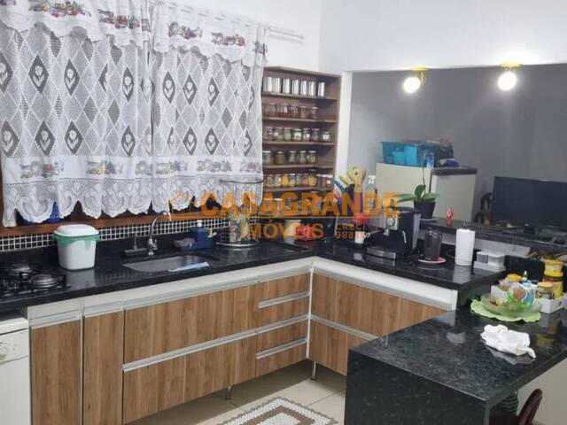 #11556 - Casa para Venda em São José dos Campos - SP - 3