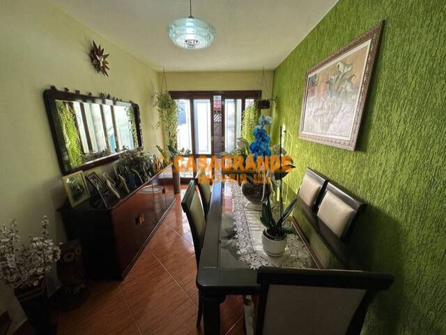 Casa para Venda em São José dos Campos - 2