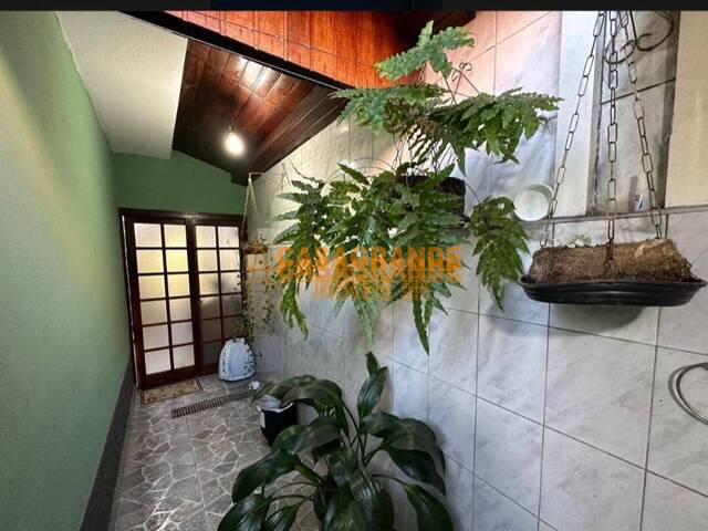 Casa para Venda em São José dos Campos - 3