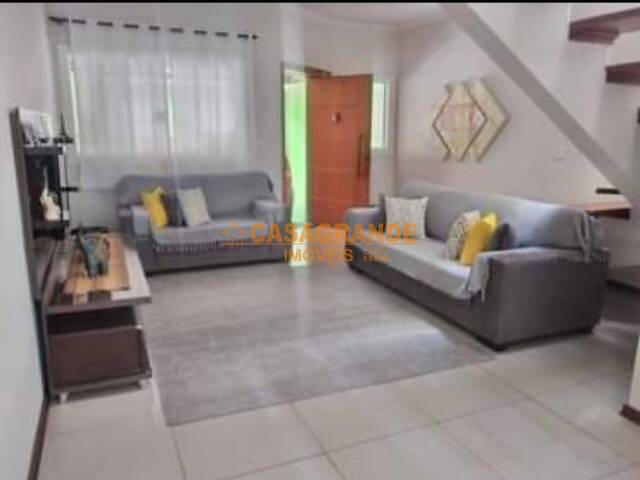 #11571 - Casa para Venda em São José dos Campos - SP - 2