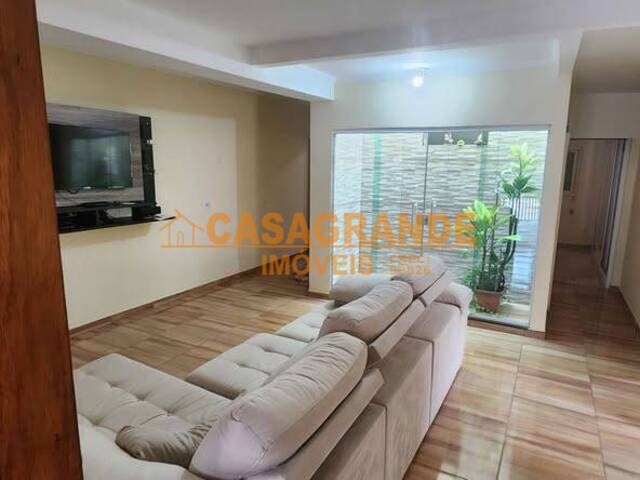 #11579 - Casa para Venda em São José dos Campos - SP - 1