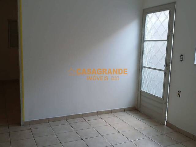 Casa para Venda em São José dos Campos - 5