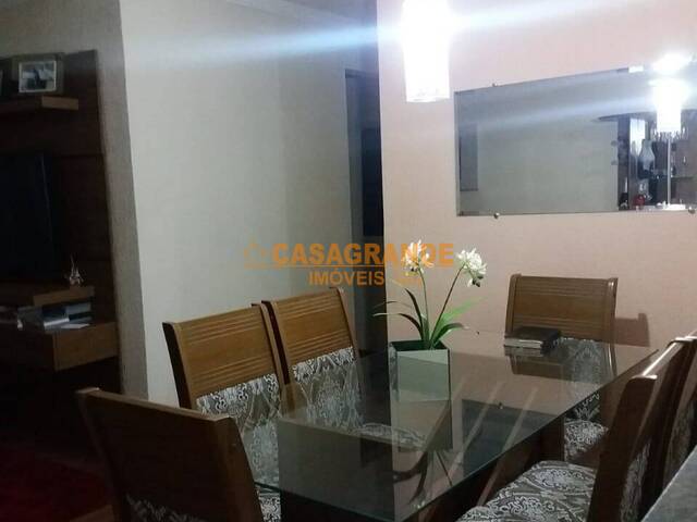 Apartamento para Venda em São José dos Campos - 4