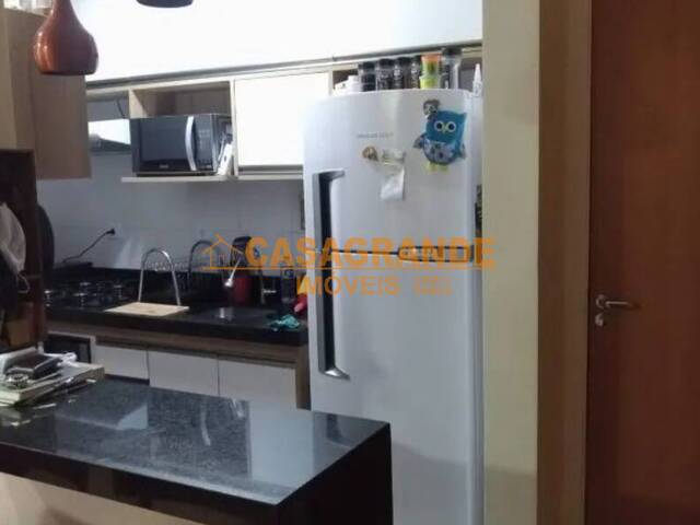 Apartamento para Venda em São José dos Campos - 4