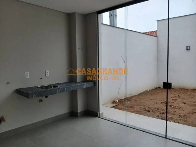 #11648 - Casa para Venda em São José dos Campos - SP - 3