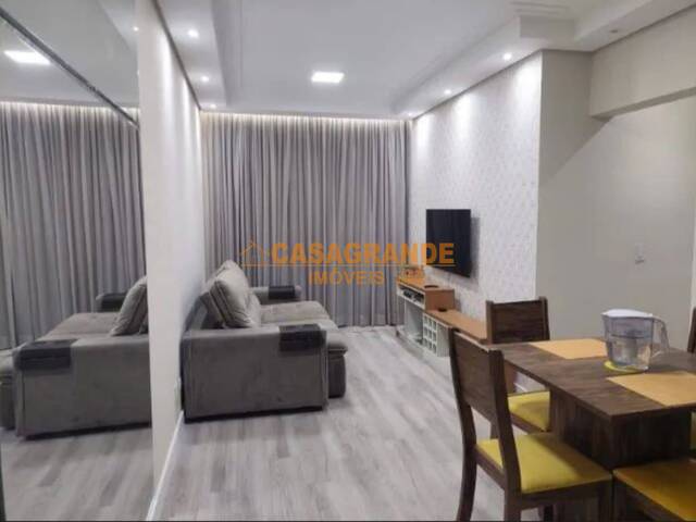 #11656 - Apartamento para Venda em Jacareí - SP - 2