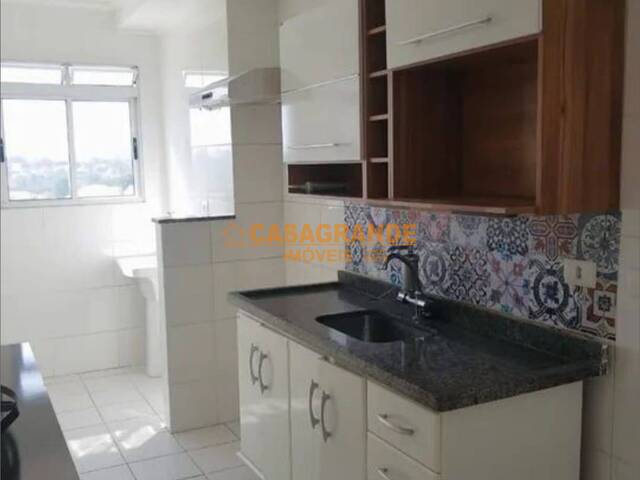 #11666 - Apartamento para Venda em Jacareí - SP - 2
