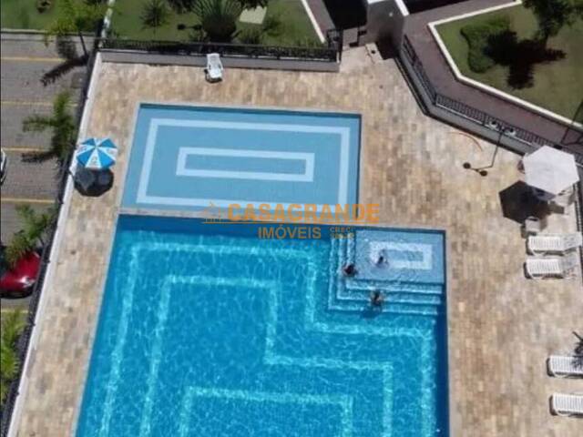 Apartamento para Venda em São José dos Campos - 3