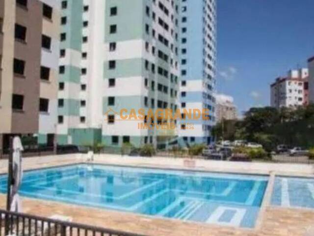 Apartamento para Venda em São José dos Campos - 1
