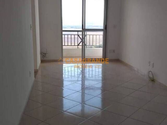 Apartamento para Venda em São José dos Campos - 2