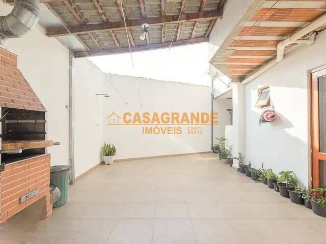 #11705 - Casa para Venda em São José dos Campos - SP - 2