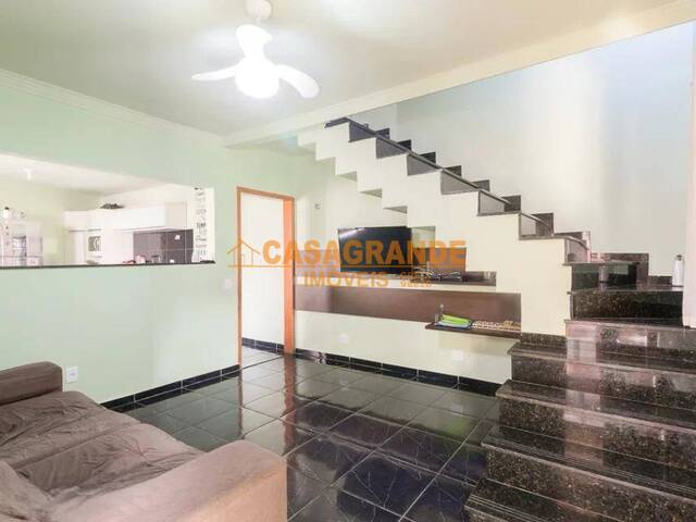 #11705 - Casa para Venda em São José dos Campos - SP - 1