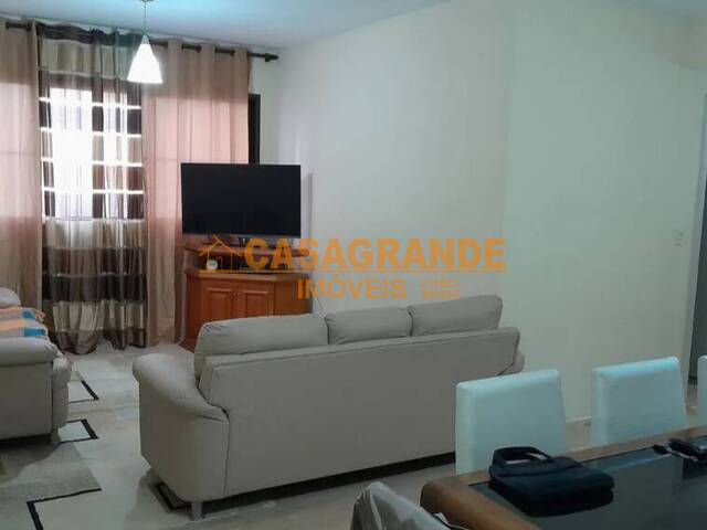 Venda em Parque Residencial Aquarius - São José dos Campos