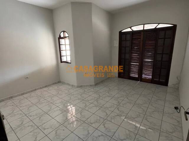 Casa para Locação em São José dos Campos - 4