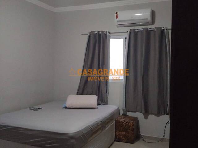 Casa para Venda em São José dos Campos - 5