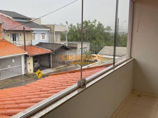 Casa para Venda em São José dos Campos - 5