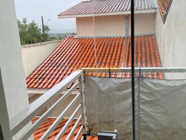 Casa para Venda em São José dos Campos - 4
