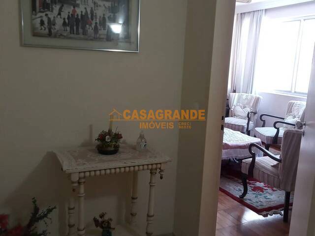 Apartamento para Venda em São José dos Campos - 4
