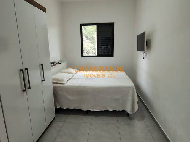 Apartamento para Venda em São José dos Campos - 4