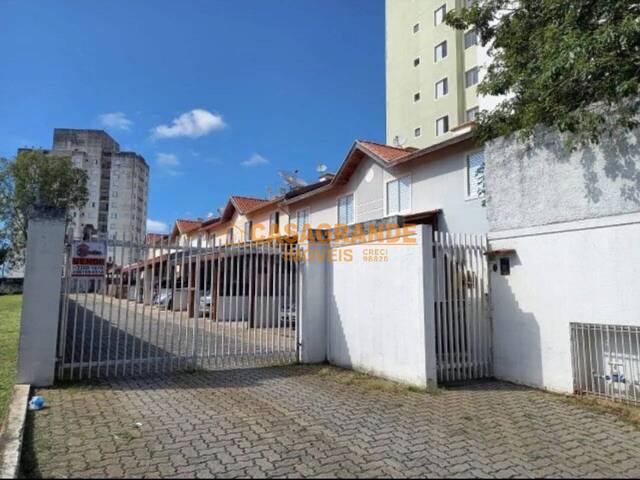 Casa para Venda em São José dos Campos - 2