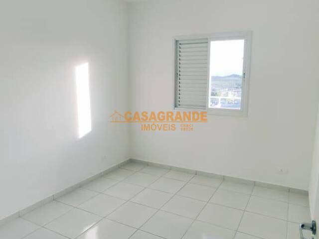 Apartamento para Locação em São José dos Campos - 4