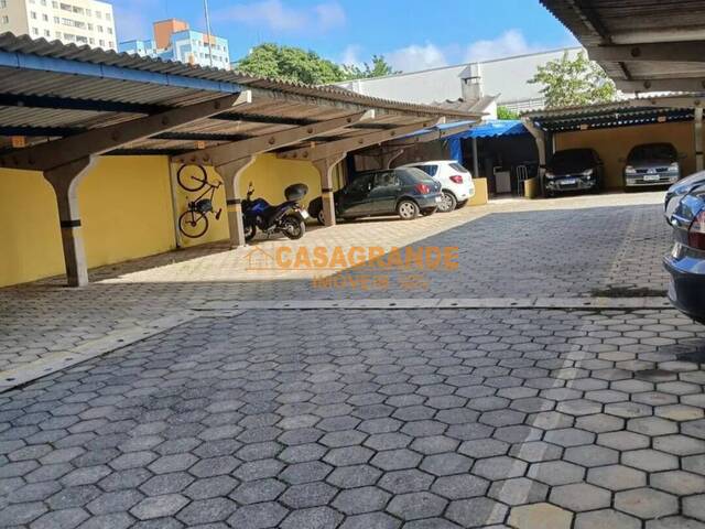Apartamento para Venda em São José dos Campos - 5
