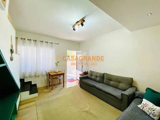 #11816 - Casa para Venda em São José dos Campos - SP - 2