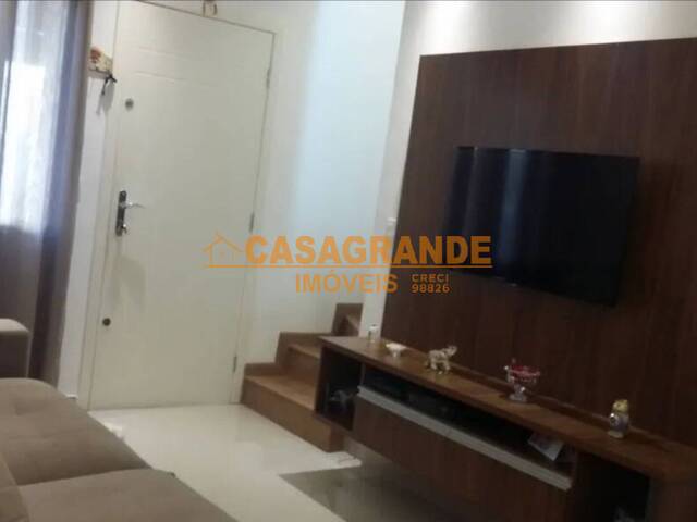 Casa para Venda em São José dos Campos - 5