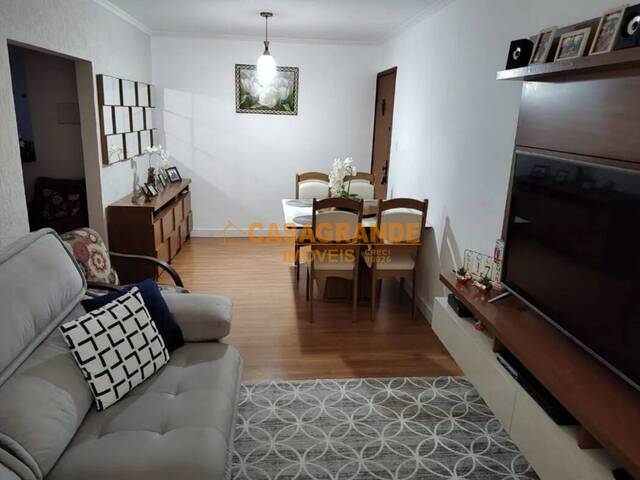 #11837 - Apartamento para Venda em São José dos Campos - SP - 1