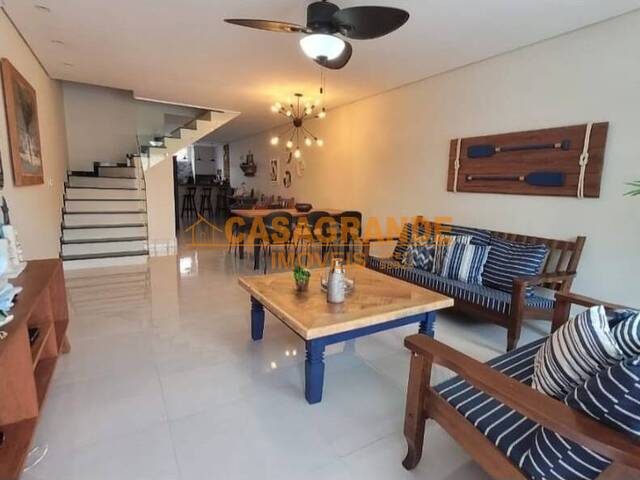 #11844 - Casa para Venda em São Sebastião - SP - 1
