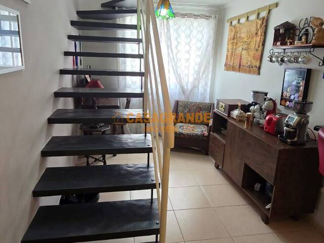 #11857 - Apartamento para Venda em São José dos Campos - SP - 1