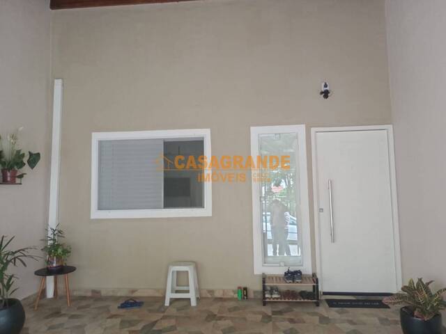 #11877 - Casa para Venda em São José dos Campos - SP - 2