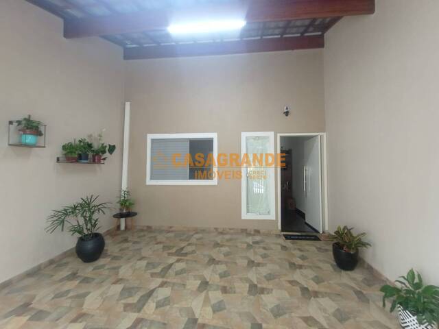 #11877 - Casa para Venda em São José dos Campos - SP - 1