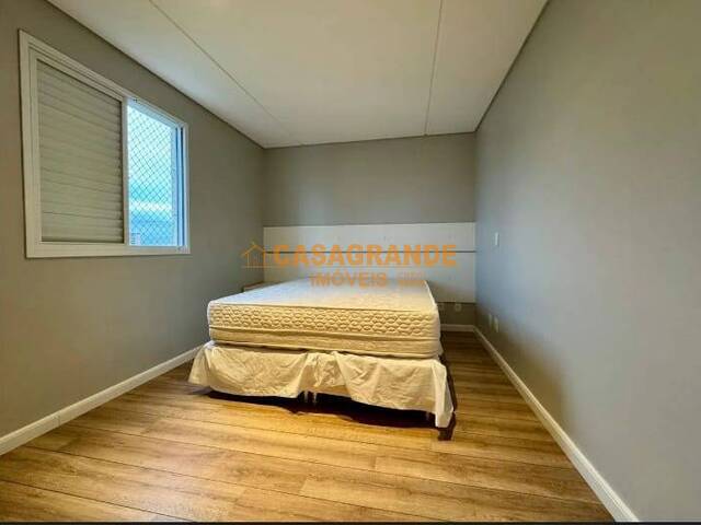 Apartamento para Locação em São José dos Campos - 4