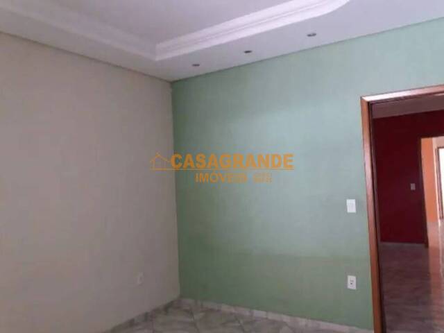 #11879 - Casa para Venda em São José dos Campos - SP - 3