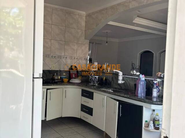 #11889 - Casa para Venda em São José dos Campos - SP - 3