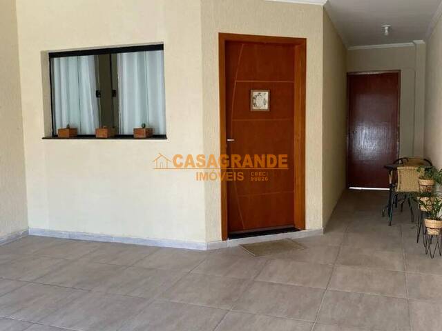 #11906 - Casa para Venda em São José dos Campos - SP - 2