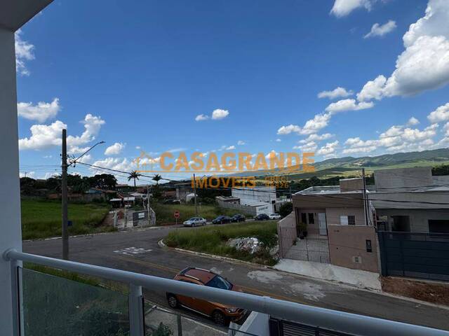 Casa para Venda em São José dos Campos - 5