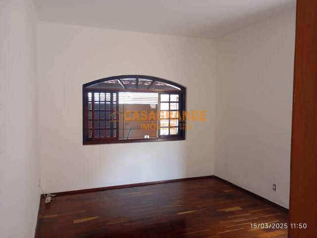 Casa para Locação em São José dos Campos - 5