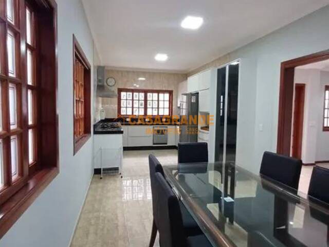 #11919 - Casa para Venda em São José dos Campos - SP - 3