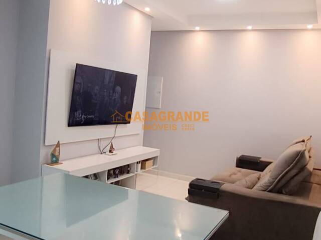 Apartamento para Venda em São José dos Campos - 4