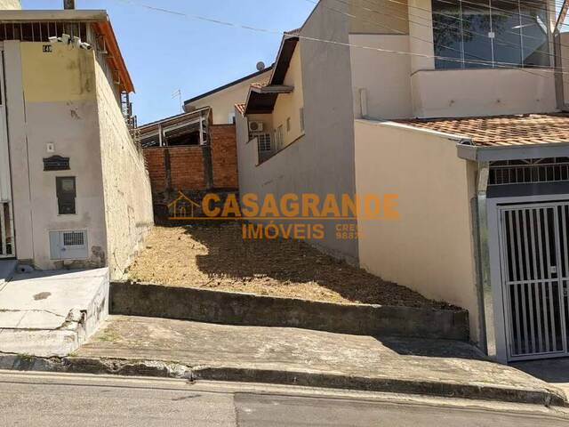 Venda em Monte Castelo - São José dos Campos